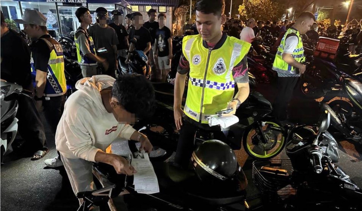 மலாக்காவில் சட்டவிரோத சாலைப் பந்தயக்காரர்களுக்கு எதிராக வேட்டை: 319 அபராதங்கள் விதிப்பு!