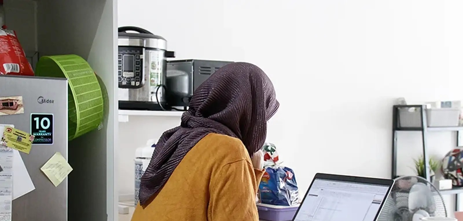 அரசாங்கத்தின் எரிபொருள் சீரமைப்பு முயற்சி / வீட்டிலிருந்தே வேலை செய்ய அனுமதி வழங்க நிறுவனங்களுக்கு MEF வலியுறுத்து 