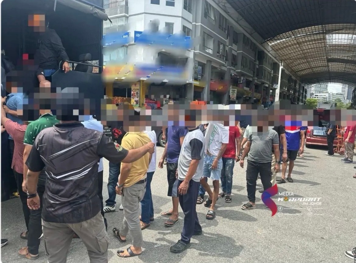 ஜோகூர் பாருவில் குடிநுழைவுத்  துறை அதிரடி சோதனை: 81 சட்டவிரோதக் குடியேறிகள் கைது