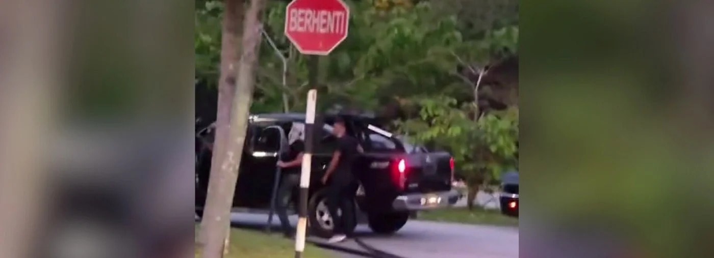 கேபிள் திருடர்களை விரட்டியடித்த பொதுமக்கள் - வைரல் வீடியோ