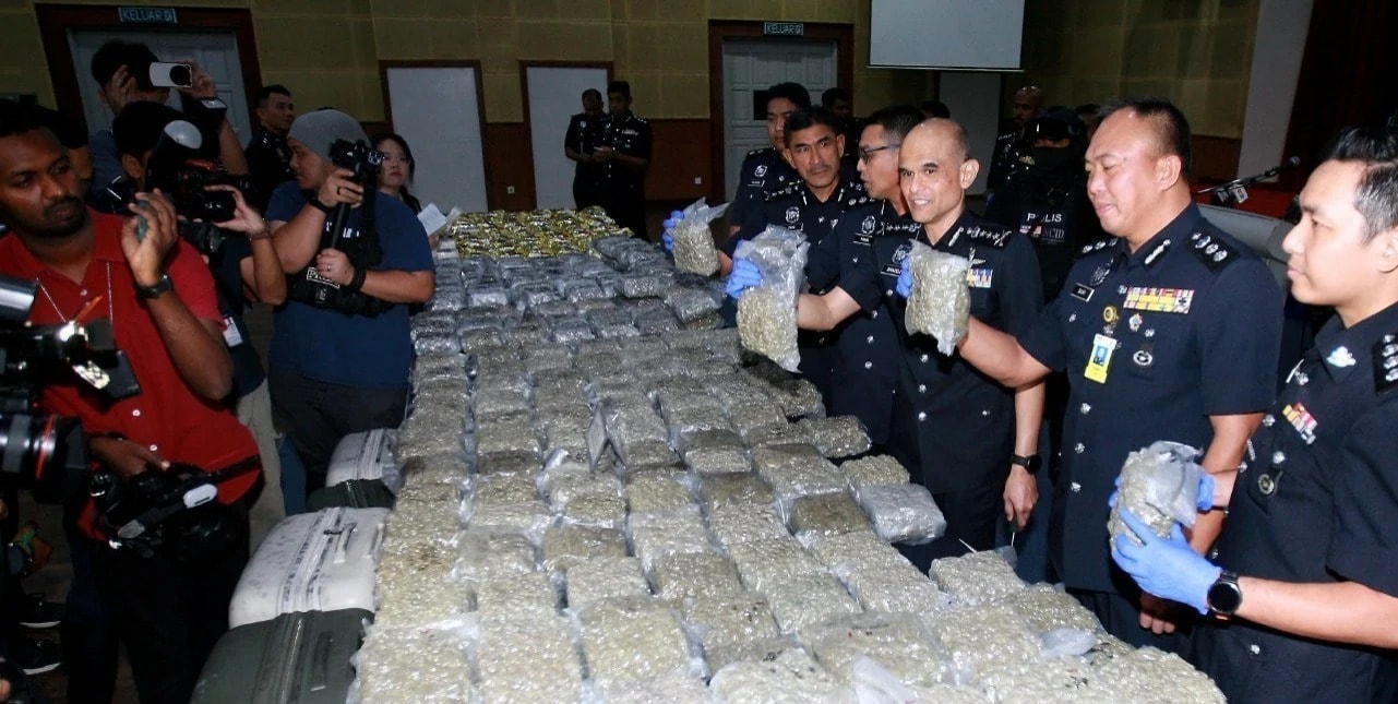 போதைப் பொருள் கடத்தல் கும்பல் முறியடிப்பு