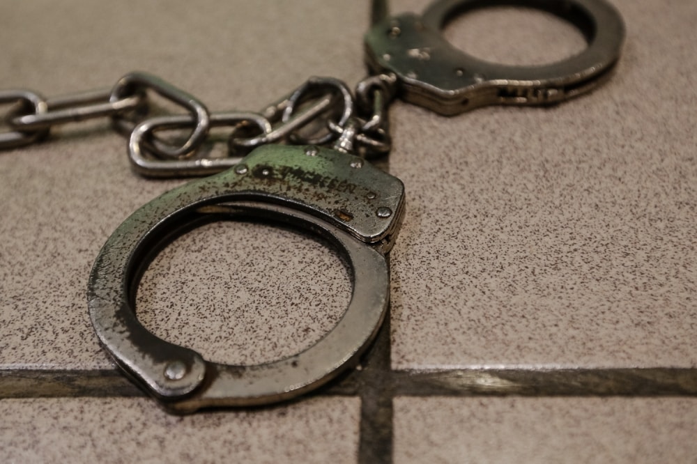 தாமிரக் கம்பிகளைத் திருடி எரித்த நபர் கைது: தெலுக் இந்தானில் அதிரடி நடவடிக்கை