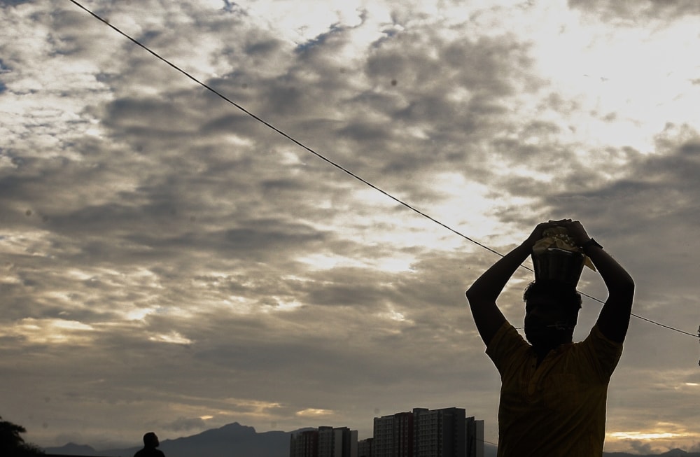 இந்து ஆலய நிலப் பிரச்சினைகளைத் தீர்க்க 6 மாத கால அவகாசம் தேவை – பிரதமர் அலுவலகத்தில் முன்மொழிவு சமர்ப்பிப்பு