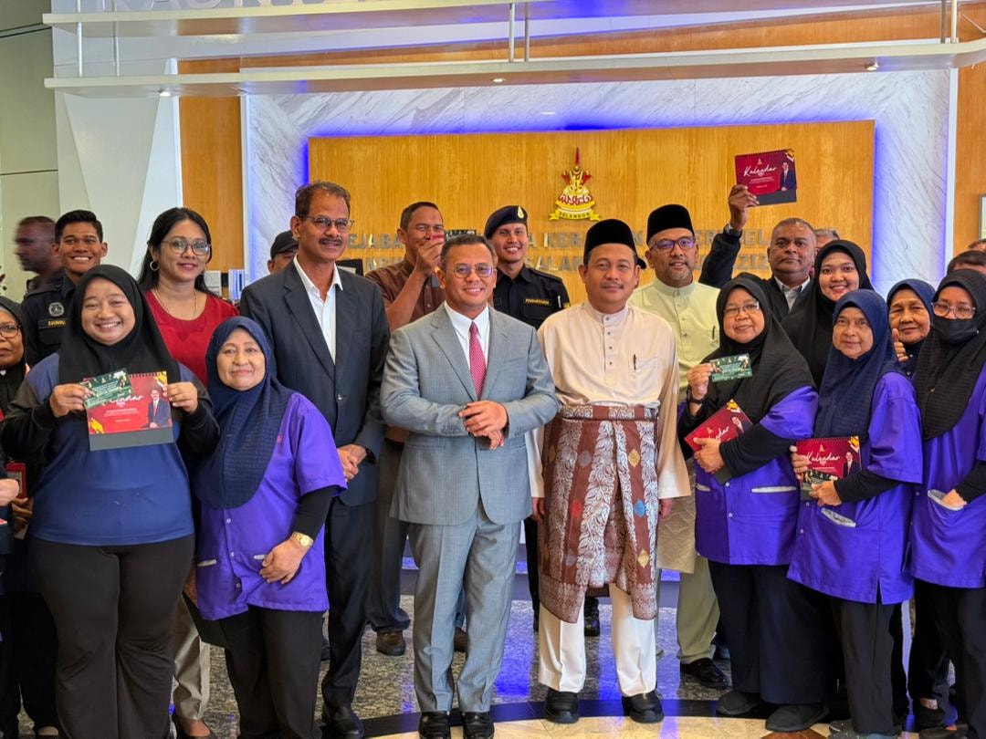 சிலாங்கூர் மாநில அரசு செயலகப் பணியாளர்களுக்கு ரமலான் ஷாப்பிங் வவுச்சர்கள் வழங்கீடு