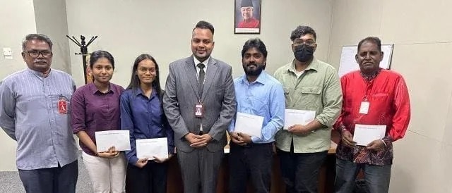 சிகிச்சையில் இருக்கும் நடிகர் சத்யாவிற்கு 10 ஆயிரம் ரிங்கிட் நிதியுதவி / துணைப் பிரதமரின் சிறப்பு அதிகாரி அர்விந்த் அப்பளசாமி நேரில் சந்தித்து வழங்கினார்