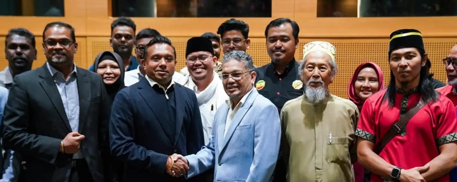 முஸ்லிம் – இந்து அமைப்புகளின் சந்திப்பு மலேசியாவின் உண்மையான உணர்வைப் பிரதிபலிக்கிறது / பிரதமர் அன்வார் பாராட்டு