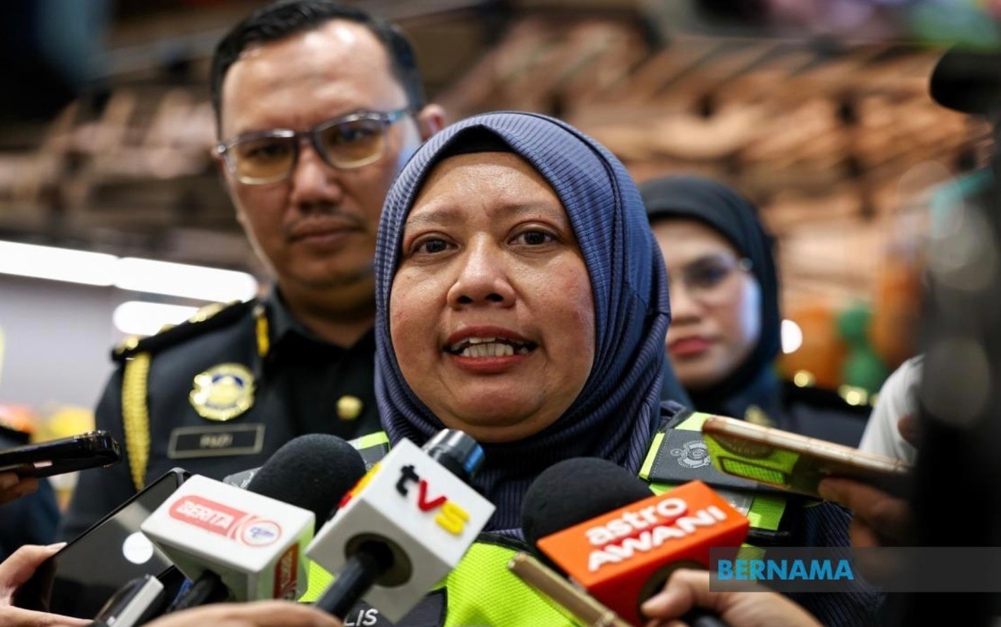 "மேற்காசிய போரால் பீதியடைய வேண்டாம் - அத்தியாவசியப் பொருட்கள் போதுமானதாக உள்ளது" - அமைச்சு தகவல்