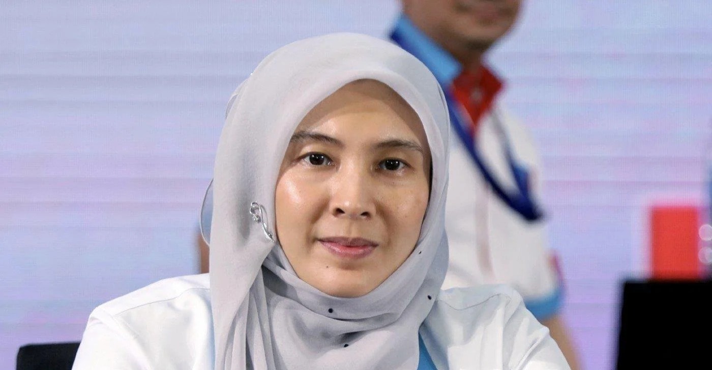 "பிகேஆர் கொள்கைகளை வலுப்படுத்துவதில் கவனம் செலுத்துகிறேன்" - ராஜினாமா வதந்திகளுக்கு மத்தியில் நூருல் இசா அறிக்கை