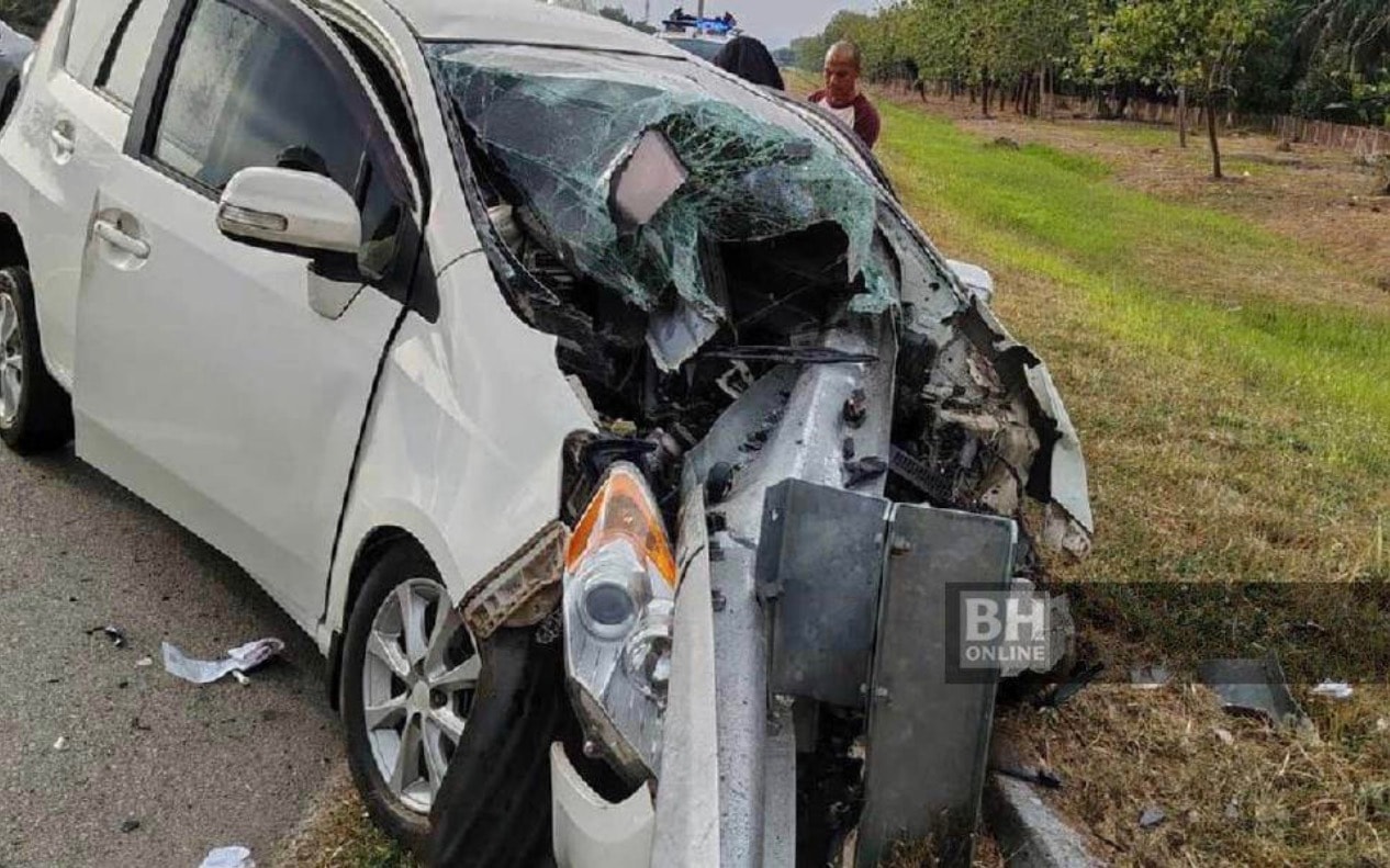 தங்காக் அருகே நிகழ்ந்த கோர விபத்து: தந்தை பலி, மகள் படுகாயம்