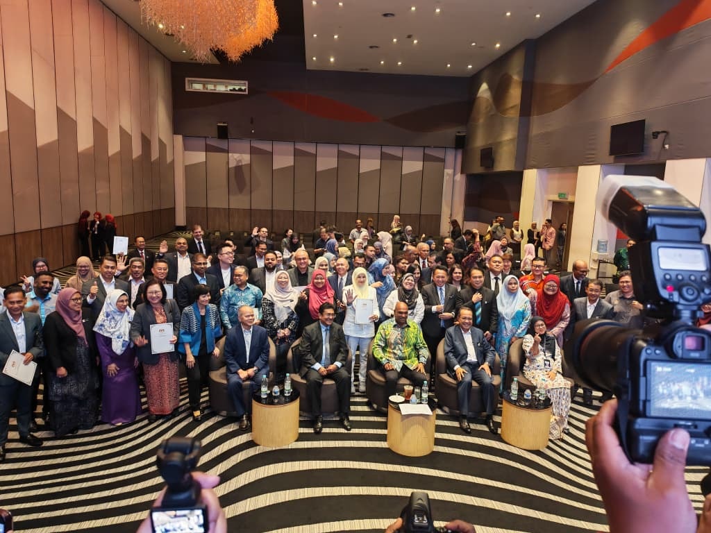 2025 ஆம் ஆண்டு கிக் தொழிலாளர் சட்டத்தில் புதிய சாதனை – நடுவர் மன்றம் மற்றும்  ஆலோசனை மன்றம் நிறுவப்பட்டன