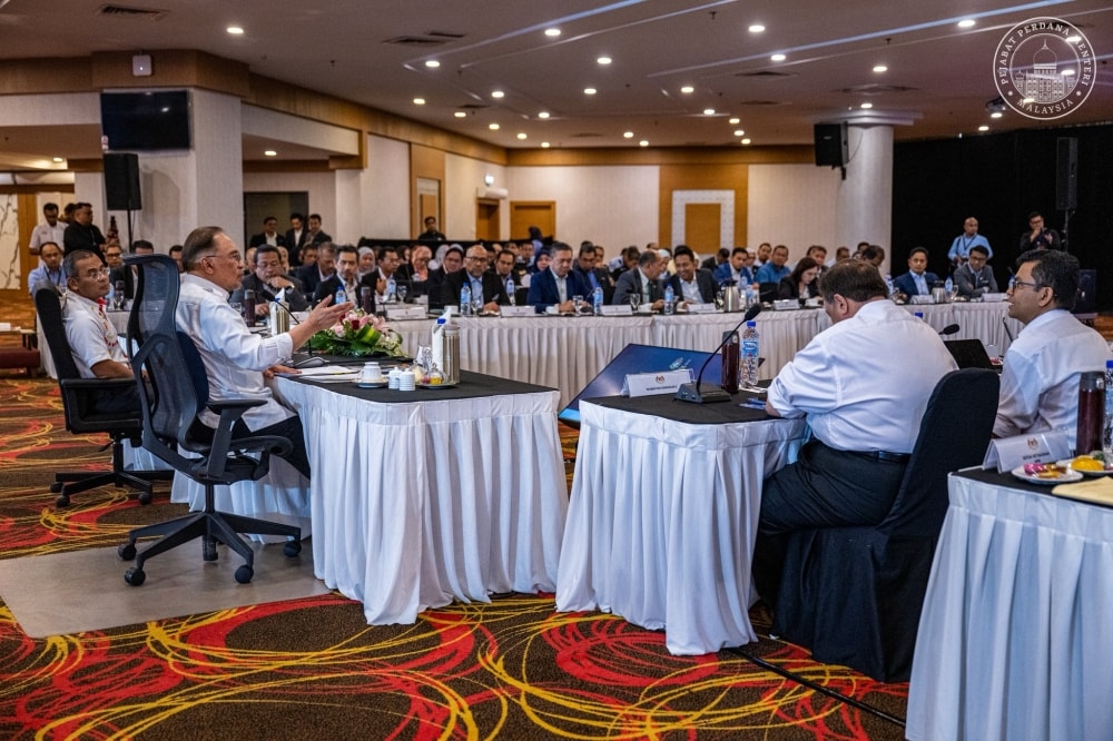 சிலாங்கூர் மாநிலத்தில் தீவிர வறுமை நிலை முற்றிலும் ஒழிக்கப்பட்டது / பிரதமர் அன்வார் தகவல்