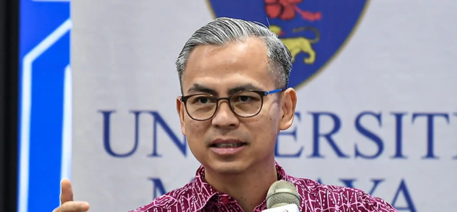 ஊடகவியலாளர்களுக்கு 300 லிட்டர் பெட்ரோல் மானியம்: அமைச்சரவையில் பரிந்துரைக்கிறார் பாஹ்மி பாட்சில்