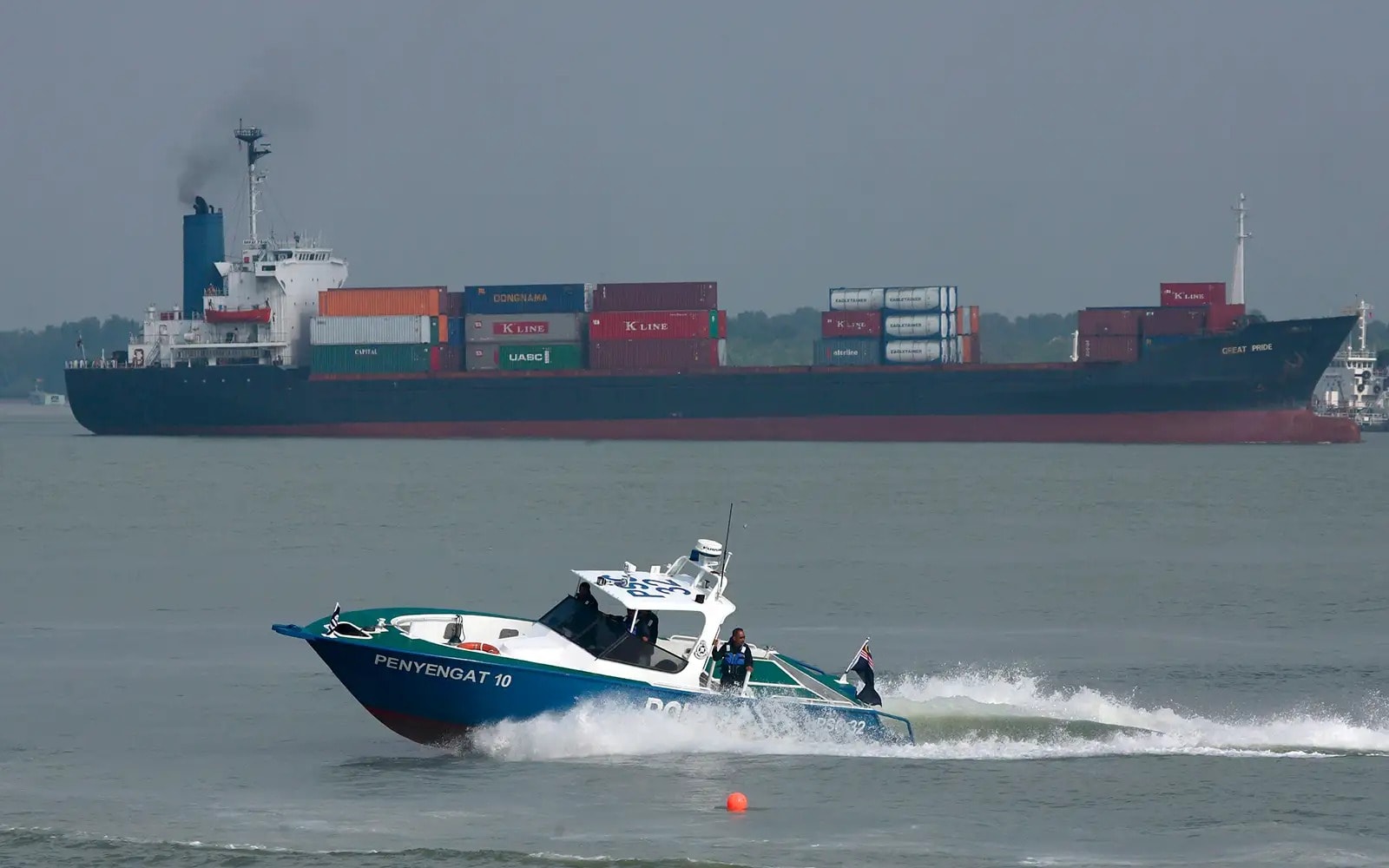 மலாக்கா நீரிணையைப் பாதுகாக்க முன்னெச்சரிக்கை நடவடிக்கைகள் எடுக்கப்பட வேண்டும் / அரசாங்கத்திற்கு பெரிக்காத்தான் வலியுறுத்து