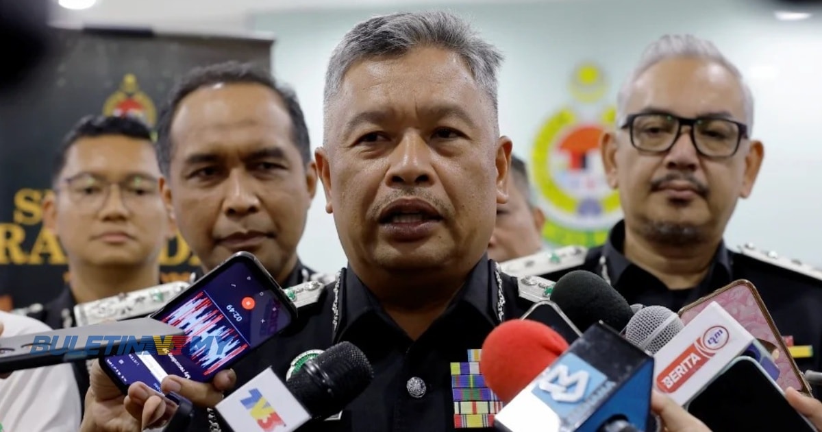 குடிநுழைவுத்துறை அதிகாரி உள்ளிட்ட 10 பேர் கைது:  ஆட்கடத்தல் கும்பல் முறியடிப்பு