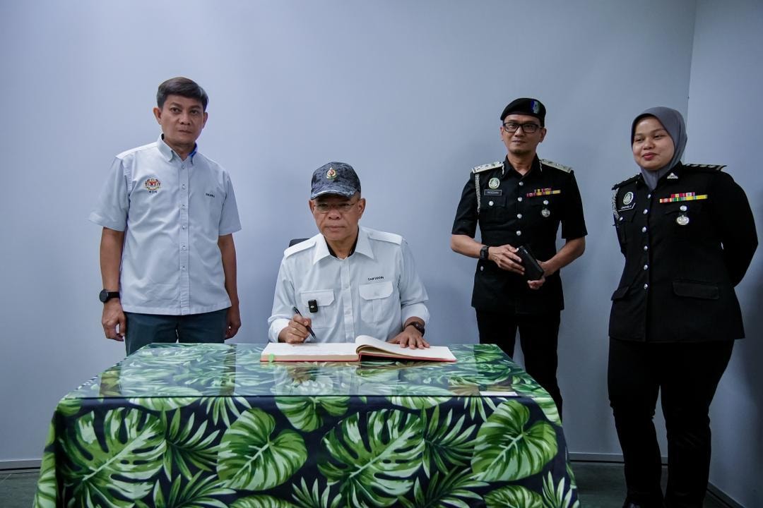 லங்காவி எல்லையில் அதிரடி ஆய்வு: கடத்தல் நடவடிக்கைகளை முறியடிக்க அமைச்சர் சைபுடீன் உத்தரவு