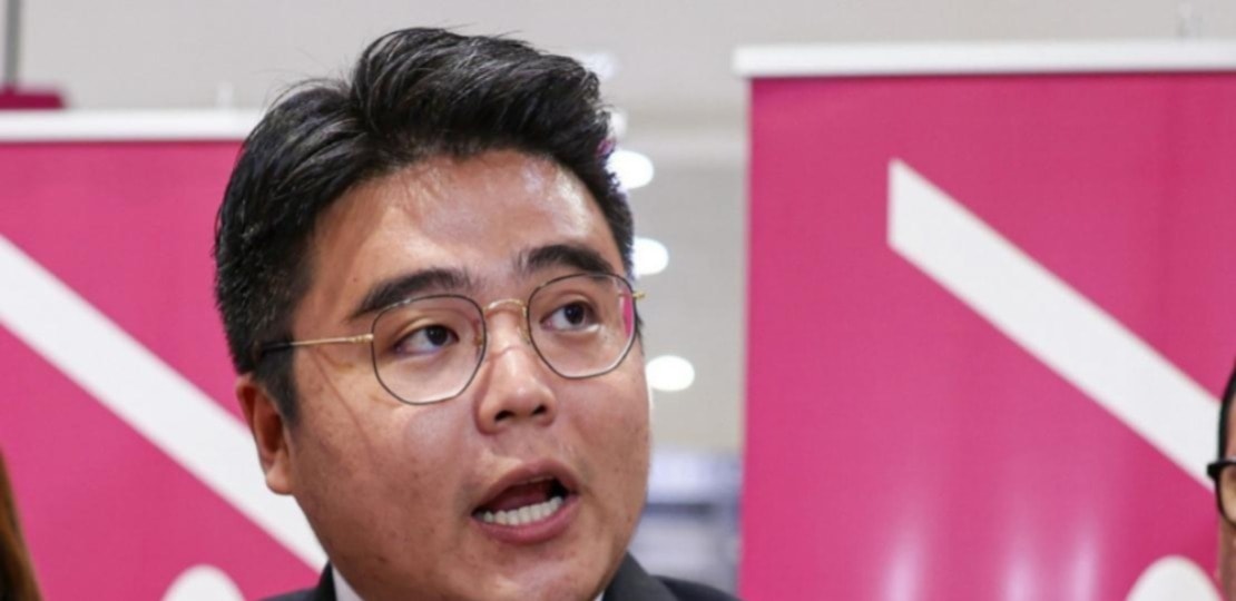 அதிகாரப் பசியை விடுத்து ஆக்கப்பூர்வமான எதிர்க்கட்சியாகச் செயல்படுங்கள்" - வூ கா லியோங் சாடல்