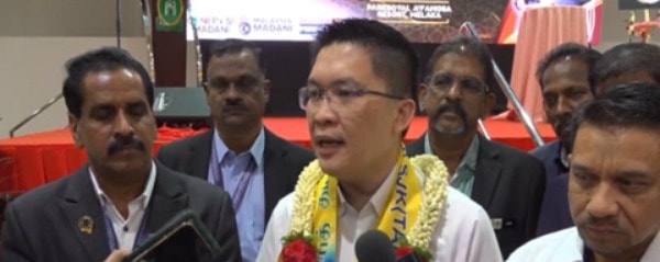 தமிழ்ப்பள்ளிகளுக்குப் புதிய ஸ்மார்ட் டிவிகள்: கல்வித் துணை அமைச்சர் வோங் கா வோ முக்கிய அறிவிப்பு