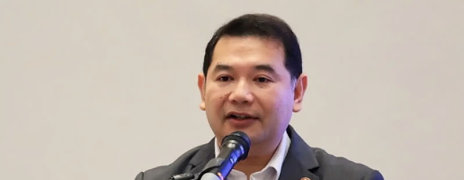 கட்சி நிலைப்பாட்டில் உடன்பாடு இல்லையெனில் விலகிவிடுங்கள்: ரஃபிஸி ரம்லிக்கு பி.கே.ஆர் தலைவர்கள் கடும் எச்சரிக்கை