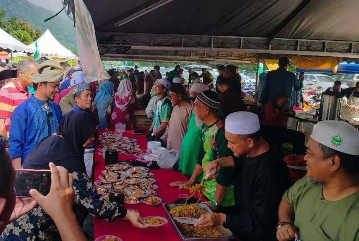 உலகளாவிய நெருக்கடியைச் சமாளிக்க சட்டமன்றத்தில் விவாதிக்க எதிர்க்கட்சிகள் விருப்பம்