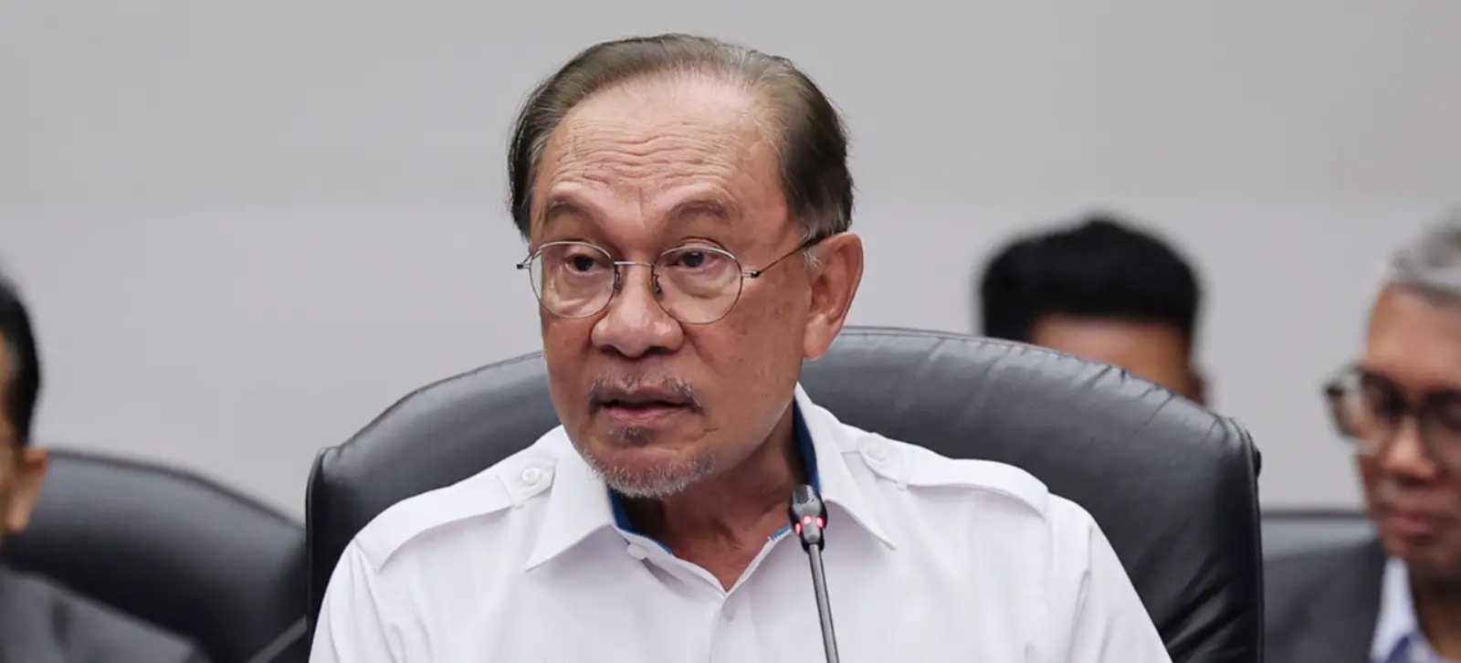  நெகிரி செம்பிலான் அரசியல்  நிலவரம்: இது மோதலுக்கான நேரம்  அல்ல " - பிரதமர் அன்வார்  அறிவுறுத்தல்