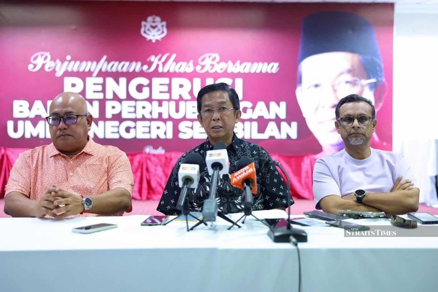 நெகிரி செம்பிலான் அரசியல்  நெருக்கடி? ஆட்சியாளரின் முடிவை எதிர்நோக்கி அம்னோ