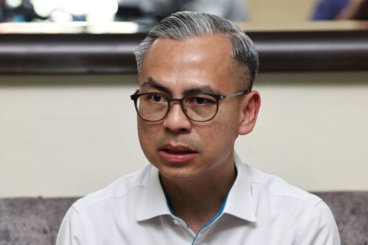 ஆட்டம் காணும் ஆட்சி? பிடியை இறுக்கப்போகும் ஜாஹிட்  - நெகிரியில் பரபரப்பு