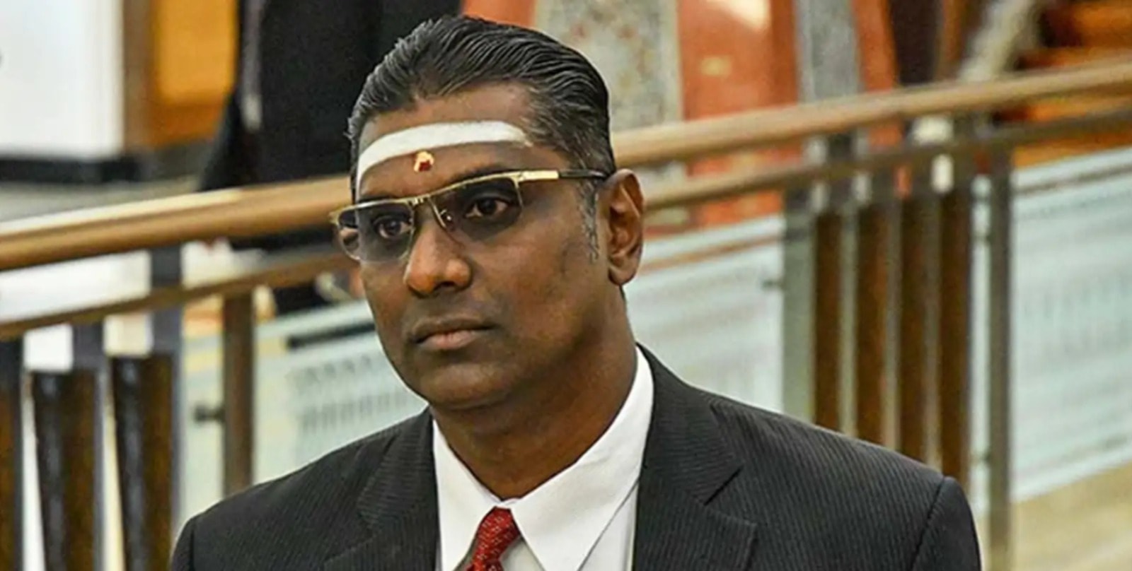  ஒரே குற்றம்... இரு வேறு சட்டங்களா? - சட்டத்துறை தலைவரை நோக்கிப் பாய்ந்தார் ஆர்.எஸ்.என். ராயர்