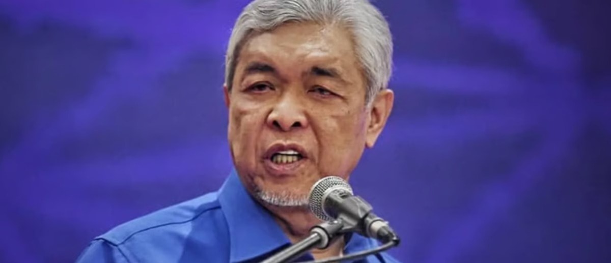 பாரிசான் நேஷனலில் கிம்மா முழு உறுப்பினராக இணைய வேண்டும்: ஜாஹிட்  ஹமிடி வலியுறுத்தல்