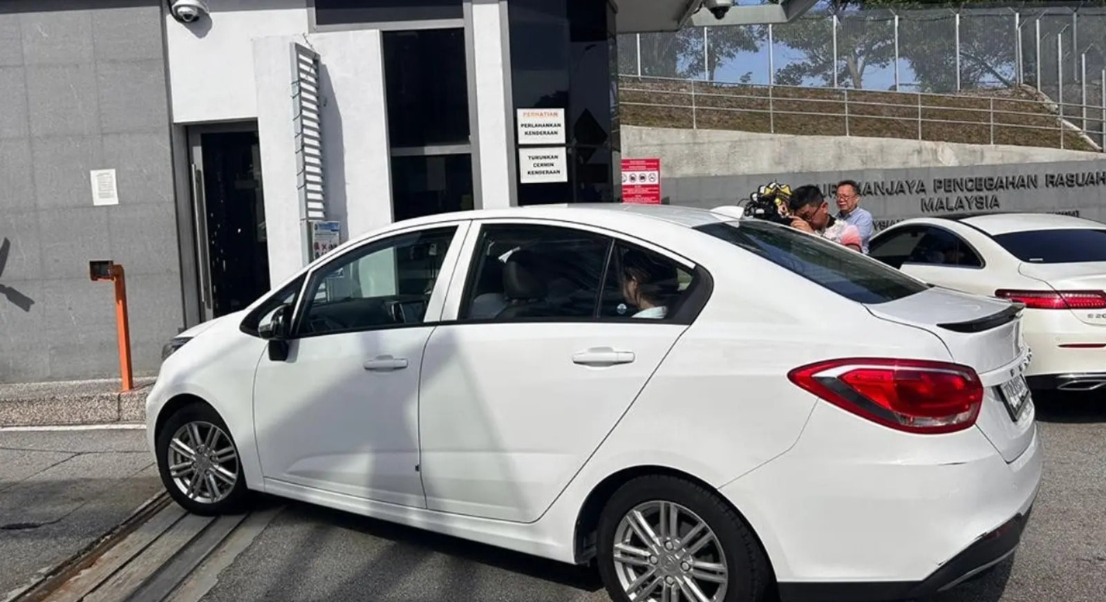 எஸ்.பி.ஆர்.எம் இரண்டாம் கட்ட விசாரணையில் ஜேம்ஸ் சாய் இன்று ஆஜரானார்