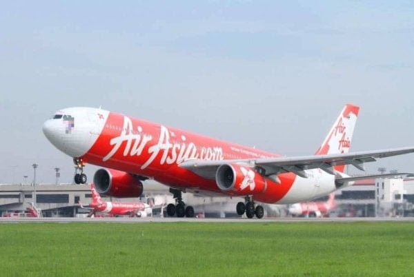 விமானக் கட்டணங்கள் 40 விழுக்காடு  வரை உயர்வு: எரிபொருள் விலை ஏற்றத்தால் ஏர்ஏசியா எக்ஸ்  நடவடிக்கை