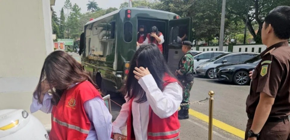 இந்தோனீசியா: சிங்கப்பூர் உள்ளிட்ட நாடுகளுக்குக் குழந்தைகளைக் கடத்திய 19 பேர் மீது குற்றச்சாட்டு