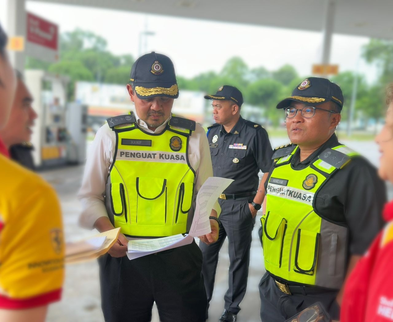 சிலாங்கூரில் பெட்ரோல் நிலையங்களில் தீவிர சோதனை: 'ஒப்ஸ் திரிஸ் 4.0' அதிரடி தொடக்கம்