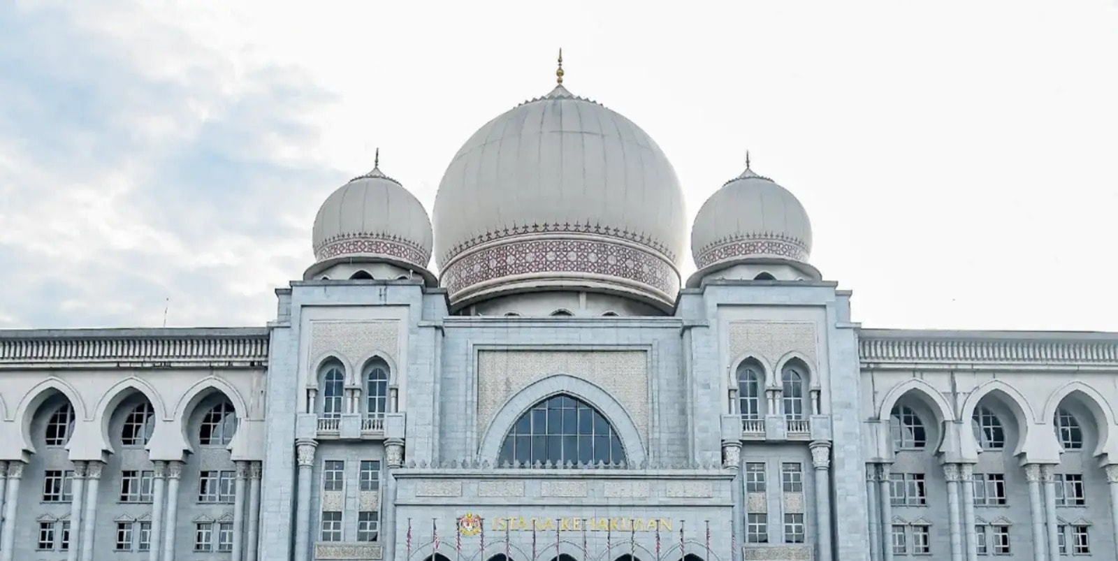 பிரம்படித் தண்டனை அரசியல் சாசனத்திற்கு உட்பட்டது: கூட்டரசு நீதிமன்றம் தீர்ப்பு