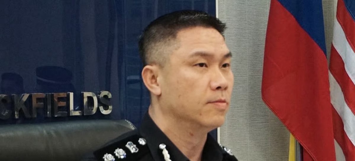 போதைப் பொருள் தடுப்பு நடவடிக்கையின் போது அதிகாரி கத்தியால் தாக்கப்பட்டார்