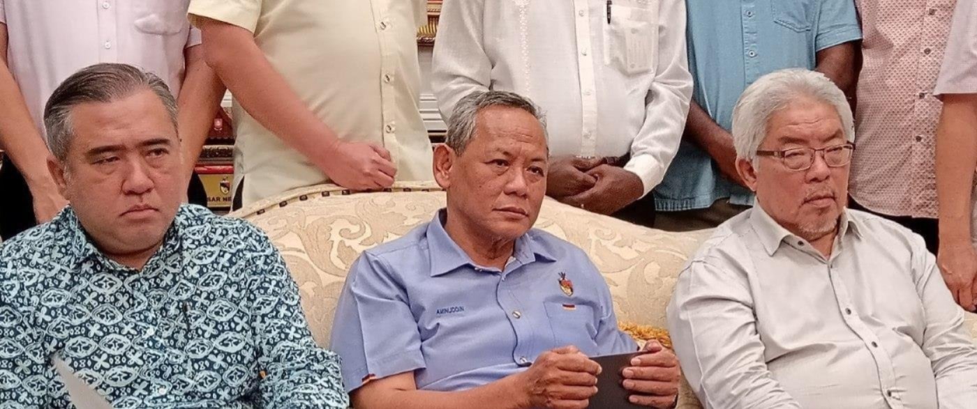 நெகிரி செம்பிலான் அரசியல் நிலநடுக்கம்: கவிழுமா மாநில அரசு?