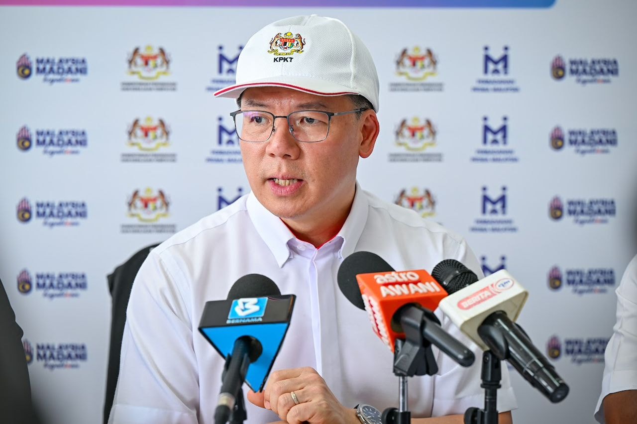 இந்த ஆண்டு இறுதிக்குள் 400 குறைந்த கார்பன் திட்டங்கள் நிறைவடையும்: அமைச்சர் ங்கா கோர் மிங் அறிவிப்பு