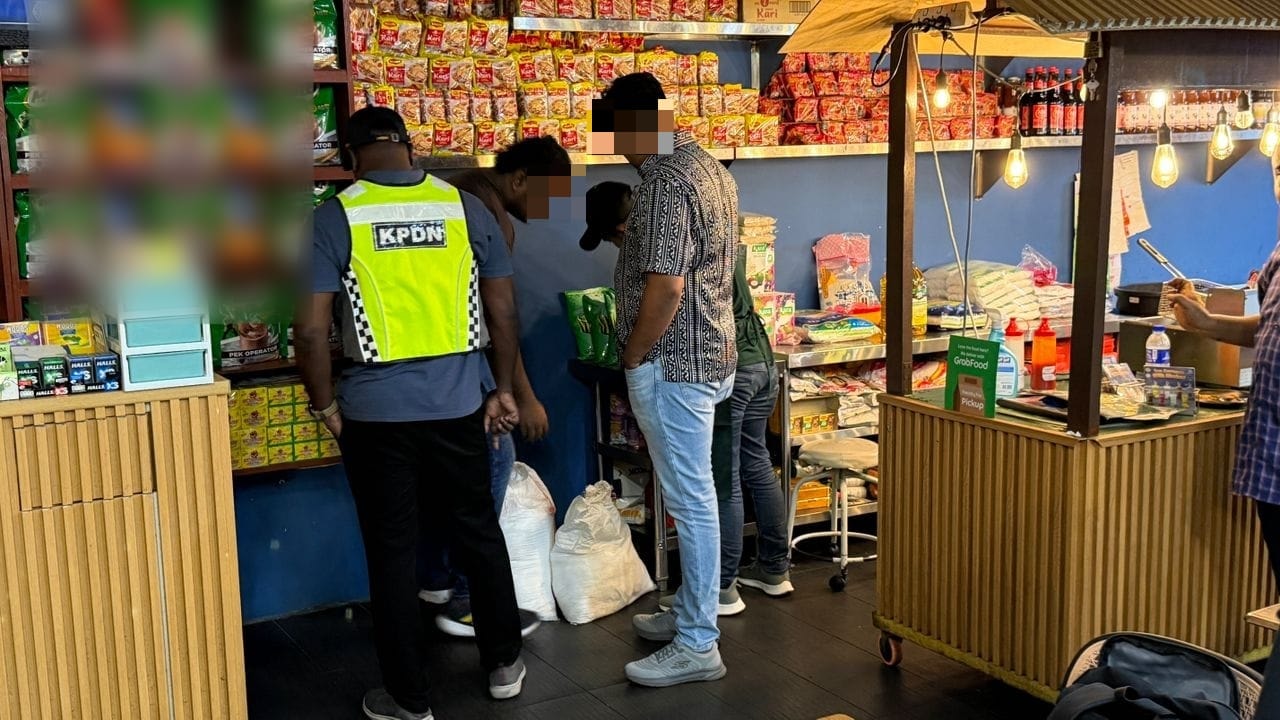 சைபர்ஜெயாவில் அதிரடி சோதனை: 13 சட்டவிரோதக் குடியேறிகள் கைது