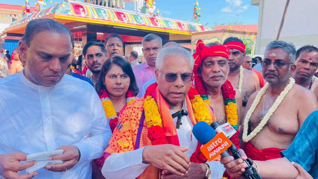 பேரா அரசின் முழு நிதி ஆதரவில் தேசிய முருகன் மாநாடு; ஈப்போ கும்பாபிஷேக விழாவில் டத்தோ அ. சிவநேசன் உறுதி