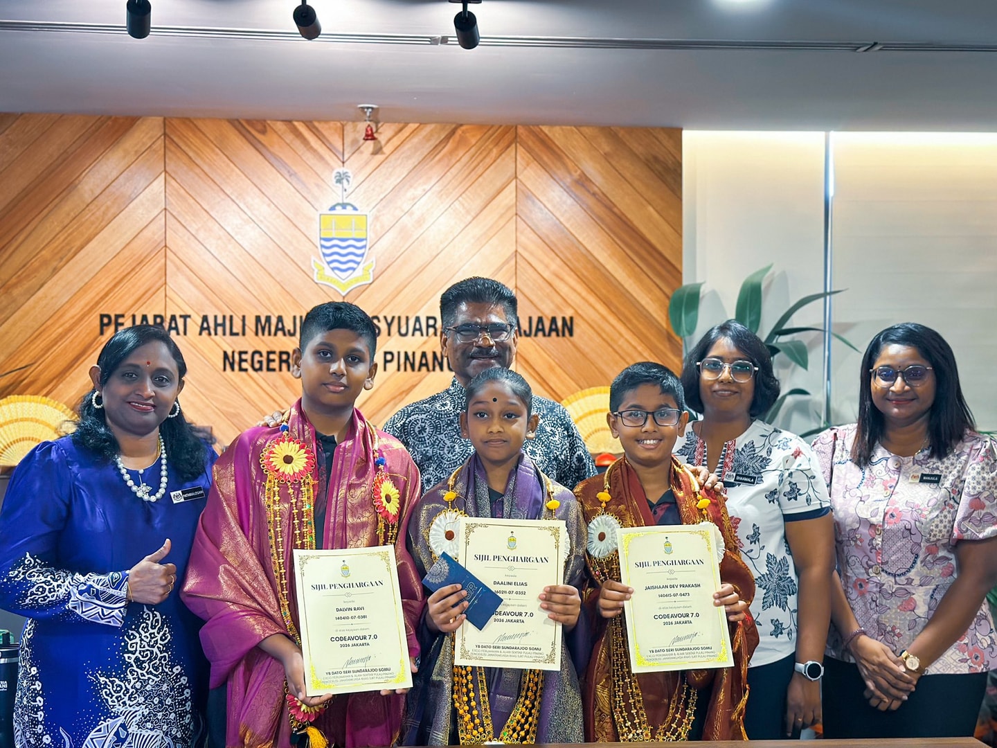 பினாங்கு தமிழ் பள்ளி மாணவர்கள் அனைத்துலக ரோபோடிக்ஸ் போட்டியில் சாதனை
