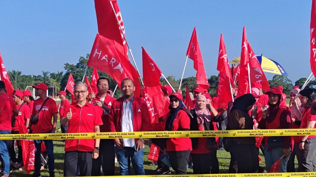 வதந்திகளைத் தவிர்த்து உண்மை, தரவுகளுடன் பிரச்சாரம் செய்க: அமைச்சர் ஃபஹ்மி ஃபட்சில் கறார் அறிவுறுத்தல்