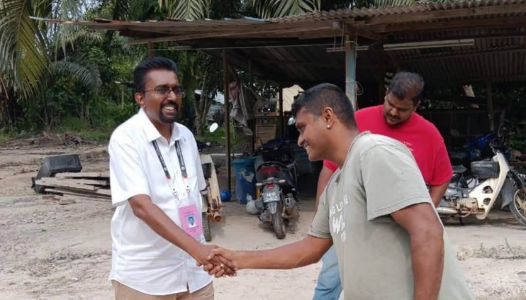 ஜெராம் பாடாங்கில் அனல் பறக்கும் தேர்தல் களம்! 85 விழுக்காடு வாக்காளர்களைச் சந்தித்து மணிவண்ணன் அதிரடிப் பிரசாரம்