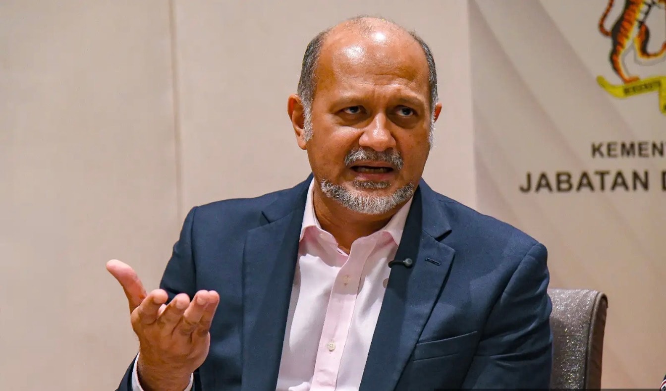 மலாய்க்காரர் அல்லாதோரின் நாட்டுப் பற்றைக் கேள்விக்குட்படுத்துவதை பெரிக்காத்தான் நிறுத்த வேண்டும் – கோபிந்த் சிங் டியோ காட்டம்