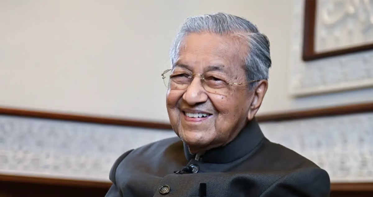   101 வயதை எட்டிய மகாதீர் - இன்று பிறந்தநாளைக் கொண்டாடுகிறார்