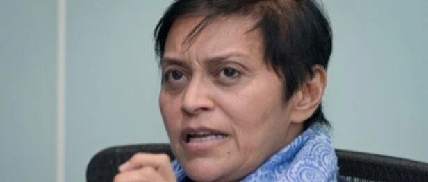 நஜிப்பை விடுவிக்கும் அதிகாரம் மாமன்னருக்கே உரியது; அரசியல் காரணங்கள் இல்லை: அமைச்சர் அஸாலினா