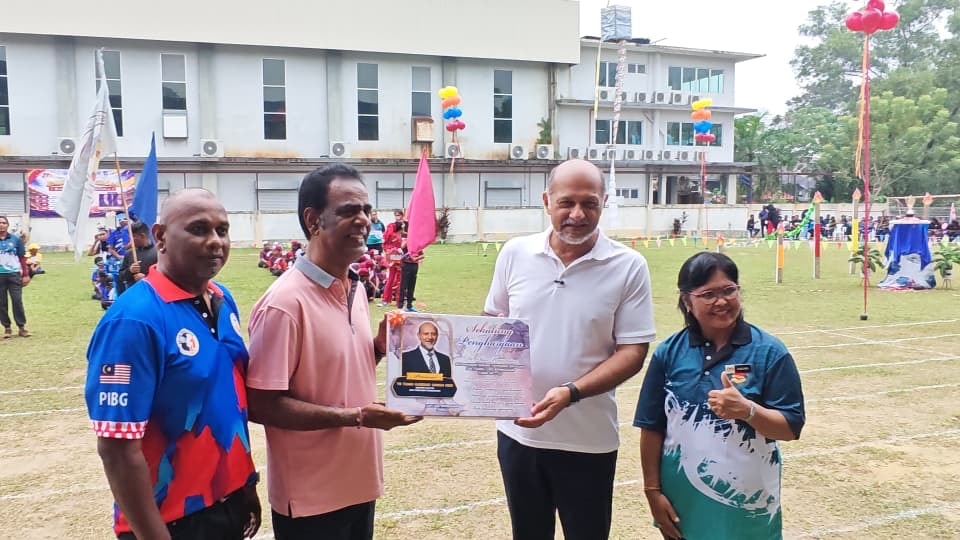 தமிழ்ப் பள்ளிகளுக்கு 3 ஆண்டுகளில் 237.48 மில்லியன் ரிங்கிட் அரசாங்க நிதி ஒதுக்கீடு: எப்பிங்காம் தோட்டத் தமிழ்ப்பள்ளி விழாவில் அமைச்சர் கோபிந்த் சிங் தகவல்