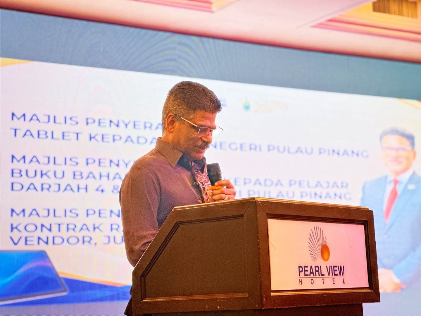 பினாங்கு தமிழ்ப்பள்ளிகளுக்குப் புதிய விடிவுகாலம்: இந்த ஆண்டு இறுதிக்குள் இரு பள்ளிகளுக்கு அடிக்கல் நாட்டப்படும்