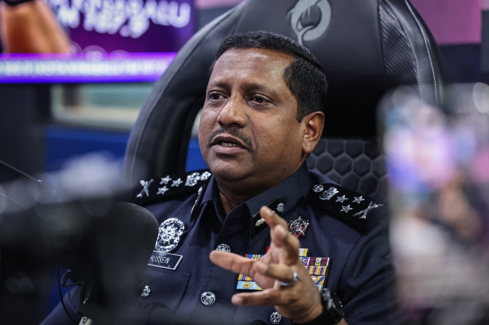 போதைப் பொருள் கடத்தலில் சிக்கிய மலேசிய விமானி: பல முறை, பல நாடுகளுக்குக் கடத்தியது விசாரணையில் அம்பலம்