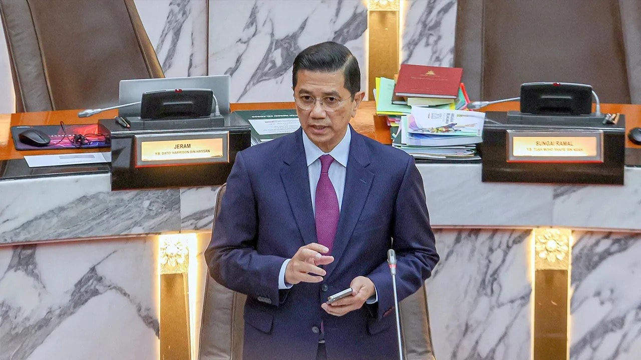 அமிருடின் என் தம்பி; எப்போதும் உங்களுடன் இருக்கிறேன்” – அஸ்மின் அலி