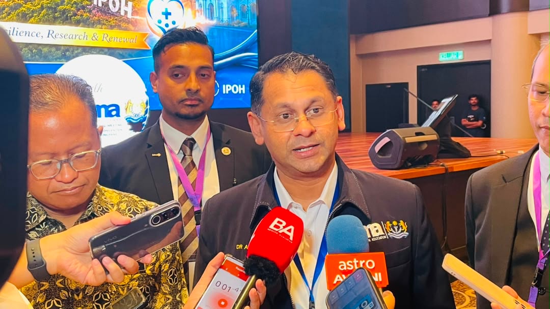 லாங் லெல்லாங் ஹெலிகாப்டர் விபத்து – மருத்துவ பணியாளர்களின் பாதுகாப்பை உறுதி செய்ய எம்எம்எ வலியுறுத்தல்