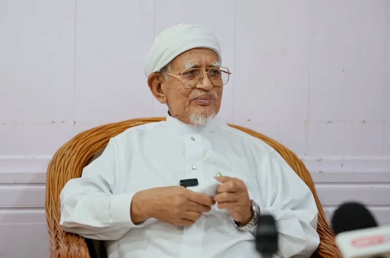 அரசாங்கத்தை கவிழ்க்க அமெரிக்கா முயற்சி: ஹாடியிடம் போலீஸ் விசாரணை